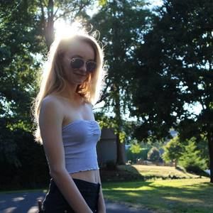 Meet your Posher, Charlotte